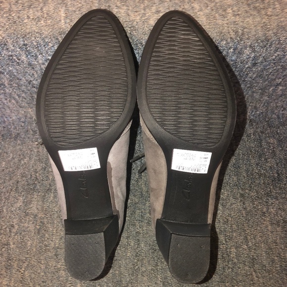 CLARKS Women's Araya Hale Lace Up Shoe-Gray- NEW!! - Picture 4 of 8